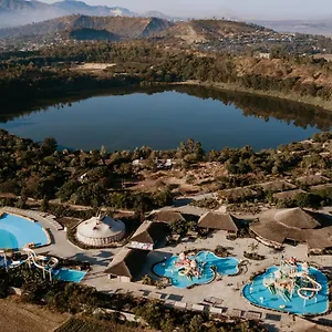 Kuriftu And Resort